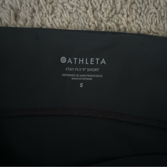 Athleta Stay Fly 9” Shorts - Picture 3 of 5